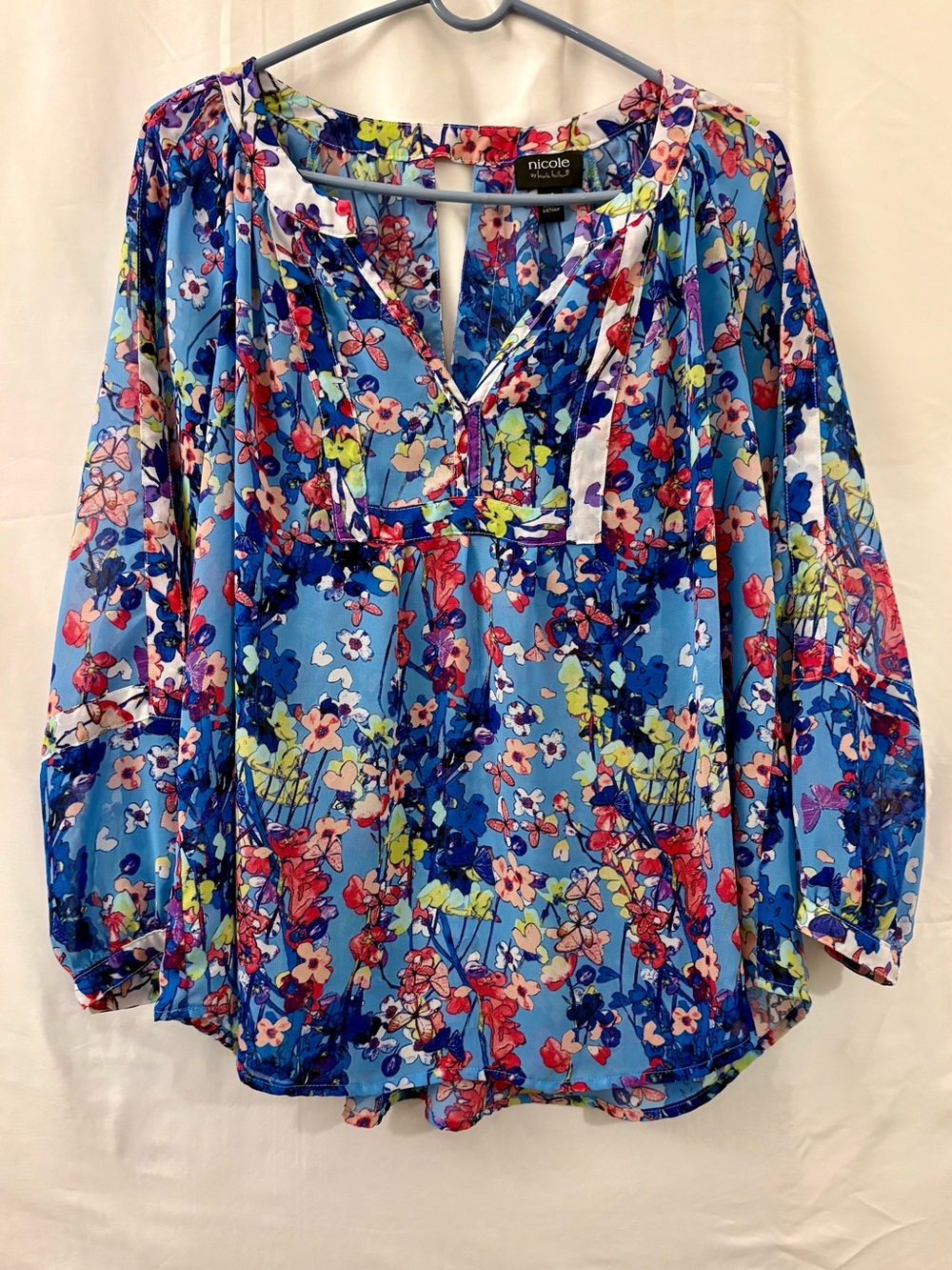 Nicole Miller Multicolor Floral Blue V-Neck Tunic
